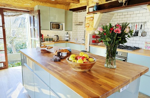 Saint-Cyprien Cottage | Charming 2-bedroom cottage within a pretty sandstone courtyard with large pool