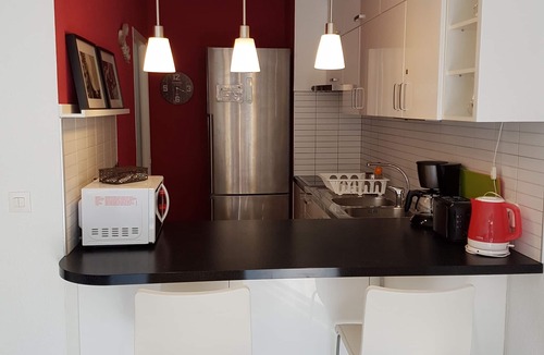 Antibes Apartment | Charming 2 rooms, terrace, with possible garage, swimming pool