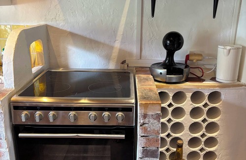 Bonson House | Charming, air-conditioned village house