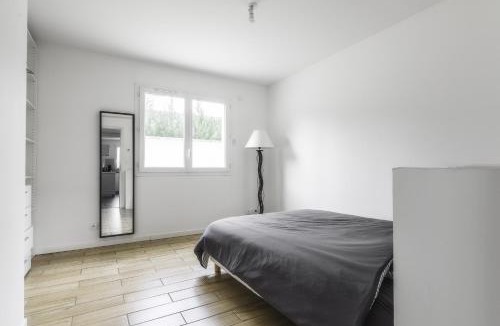Charnecles Apartment | Charming Apartement !