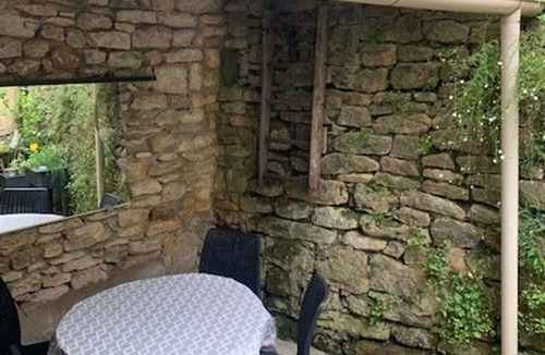 Beynac-et-Cazenac Cottage | Charming Beynac home with AC and private parking