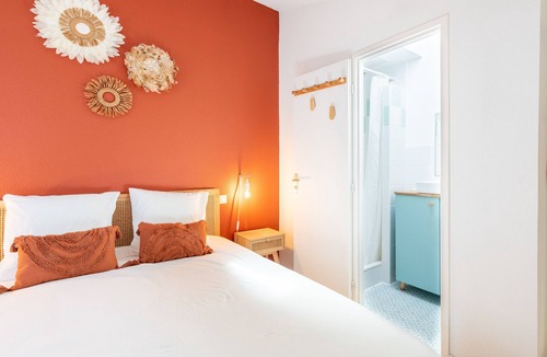 Cazaubon Apartment | Charming, comfortable cottage in Barbotan