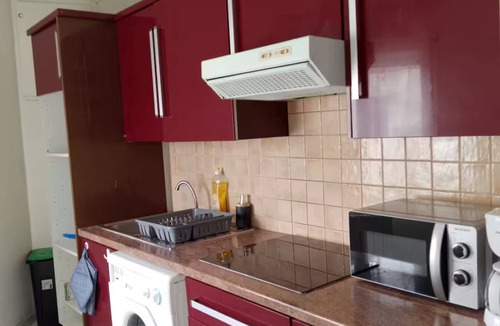 Saintes Apartment | Charming cottage in the heart of Saintes