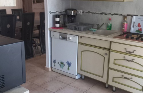 Forcalquier House | Charming downstairs villa
