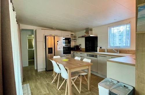 Les Mathes House | Charming ecolodge with heated pool all year round