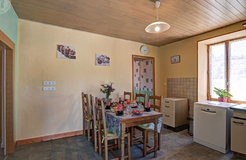 Saint-Marcel-dʼUrfe Cottage | Charming farmhouse with terrace and pets allowed
