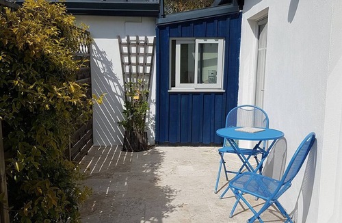 Bourcefranc-le-Chapus Apartment | Charming self-catering cottage, swimming pool, close to beaches and Ile d'Oléron