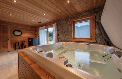 Monetier-les-Bains Ski Chalet | Charming Chalet & SPA - Serre Chevalier