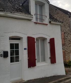 Saint-Christophe-du-Luat House | Charming Cottage in a typical French Village