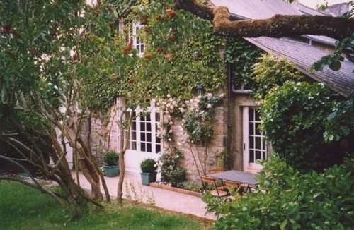Saint-Jacut-de-la-Mer House | Charming house 5 minutes walk from beaches and shops; enclosed garden