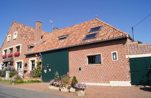 Blessy Apartment | Charming gîte for 5 people with access to a heated and covered swimming pool