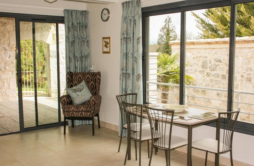 Saint Maurin House | Charming gîte with pool and park garden