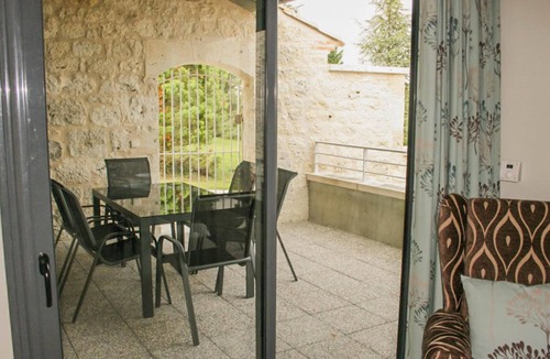 Saint Maurin House | Charming gîte with pool and park garden