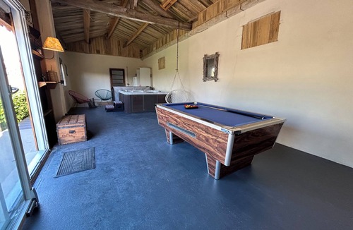 Vix House | Charming gite with heated pool and jacuzzi - Marais Poitevin
