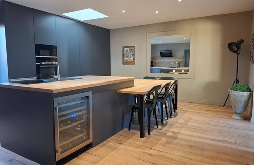Quartier d'Orbigny House | Charming house near the beach with private swimming SPA