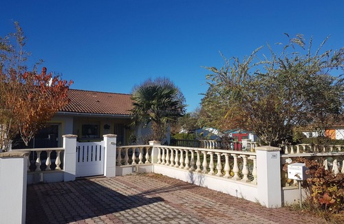 Aureilhan House | CHARMING HOUSE BETWEEN THE OCEAN AND THE LAKES