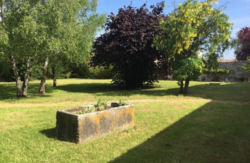 Croix Chapeau House | Charming house with swimming pool just outside La Rochelle