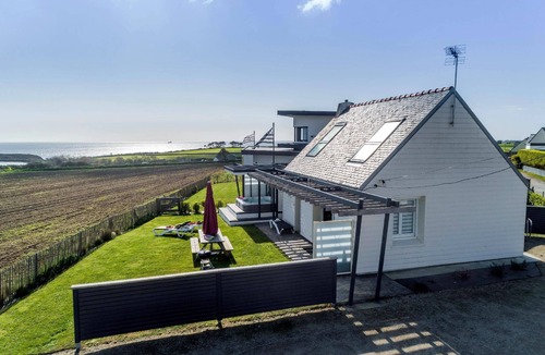 Plougonvelin House | Charming house with private jacuzzi in Brittany