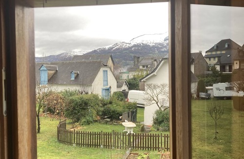 Saint-Savin House | Charming renovated barn, heart of the village