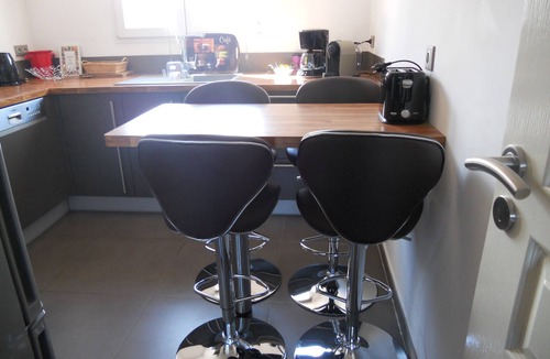 Antibes City Centre Apartment | Charming residence 5 mns from beaches and port. 2 bedrooms, 2 bathrooms