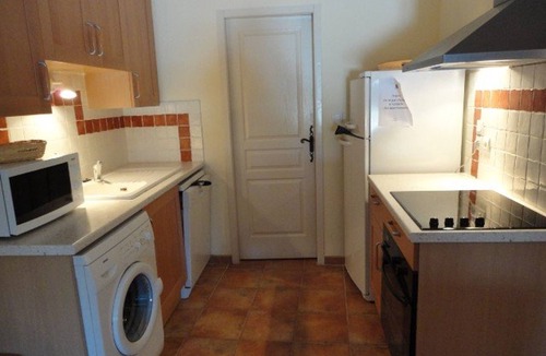 Brunet Apartment | Charming studio in Valensole with pool access