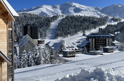 Laveissiere Apartment | Charming Studio Near Ski Slopes with Great Amenities