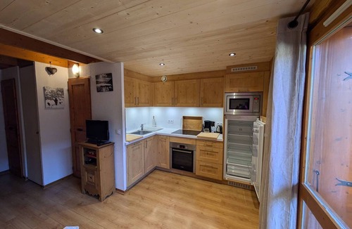 Areches Apartment | Charming triplex 6 pers. 50m from slopes in Arêches-Beaufort