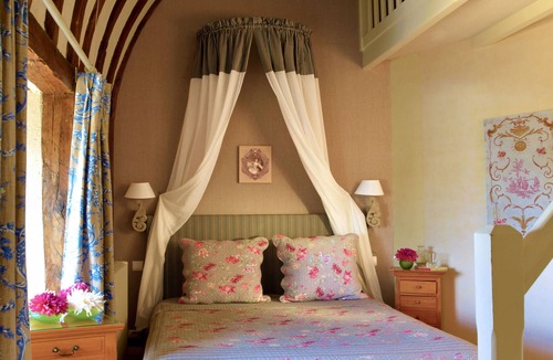 Maulevrier Hotel | Chateau Colbert