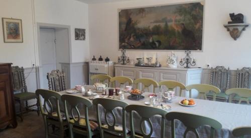 Naves House | Chateau De Chaunac