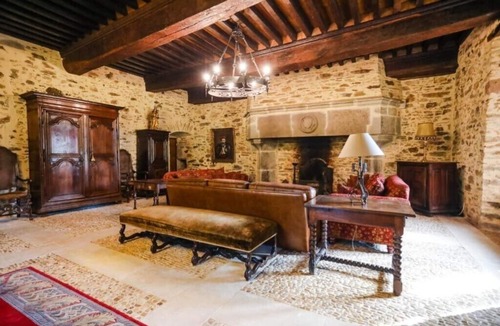 Aix Other | Chateau for rent