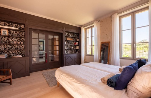 Saint-Christoly-Medoc Other | Chateau Art De Vivre