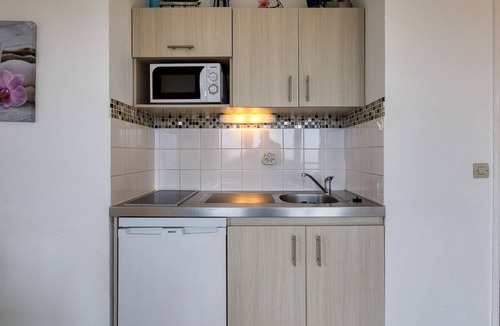 Quartier du Casino Apartment | Châtelaillon-Plage: Sea view apartment for 2 with pool