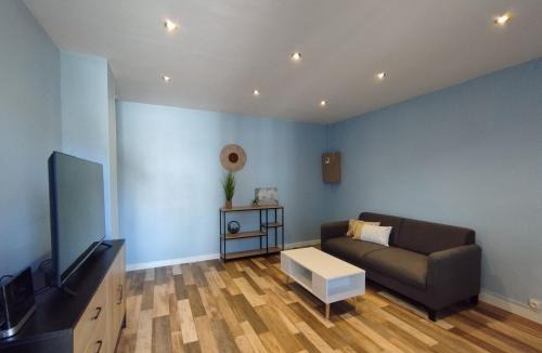 Cluses Apartment | Chevran - appart 2 chambres - proche gare