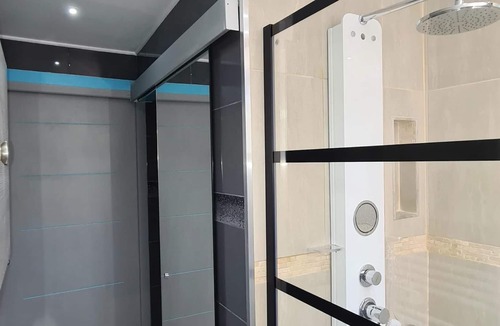 Sainte-Marguerite Apartment | 'Chez Claudel' Modern T3 apartment with balcony in Marseille by Weekome