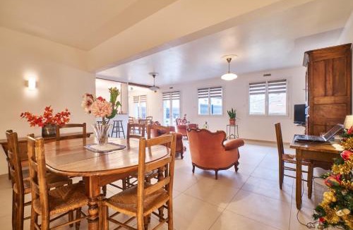 Brezins House | Chez Emile