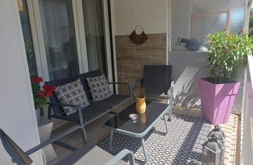 10th Arrondissement Apartment | CHEZ LALLA