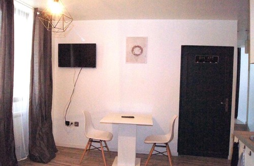 Cahors Apartment | Chez Sacha