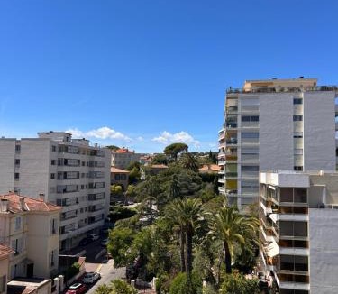 Carnot Apartment | Chris charming studio in Cannes