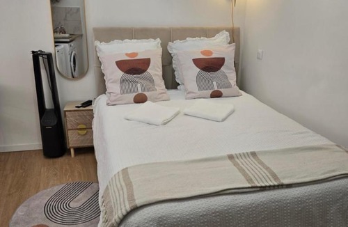 Lafourguette Apartment | Clim Cocon Urbain Studio2 Premium et Cosy hotel Comfort