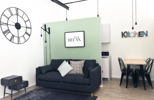 Vanchiglia Apartment | Clock Loft