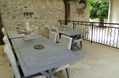 Vallon-Pont-d'Arc House | Clos saint joseph the courtyard for 10 people