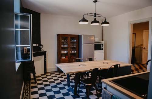 Plieux House | Cocon Bord de Lac, 11 Personnes, Piscine, Billard