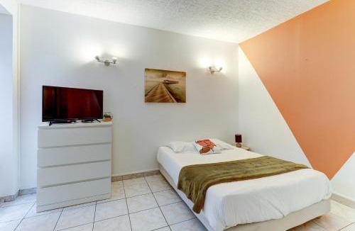 Neris-les-Bains Apartment | Cocon Thermal - Proche des Thermes