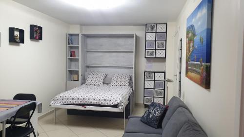 Menton Apartment | Cocooning