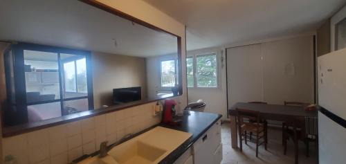 Decines-Charpieu House | Colocation Du Grand Large