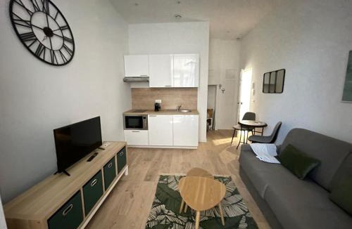 Liberation Apartment | COMBOUL