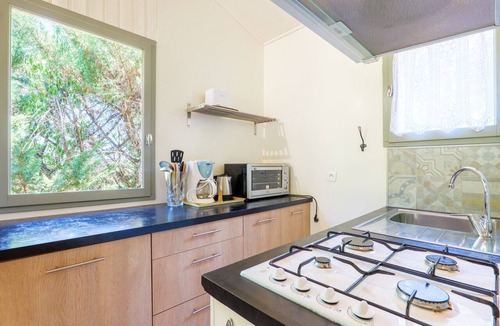 Chambonas Ski Chalet | “Comfort Shared Pool” Chalet with Pool, Shared Terrace, and Wi-Fi