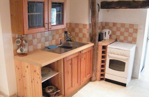 Labastide-Murat Apartment | Comfortable 1 Bedroom Gite In 66 Acres + Golf + Pool + Camping + Mobile Home