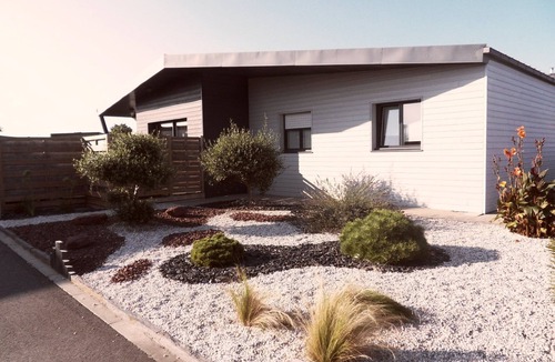 Santec House | Comfortable 3-star holiday rental, 150m from the sea.
