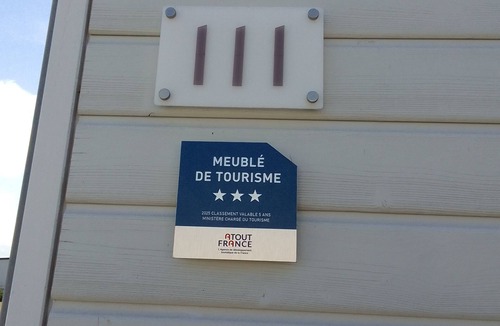 Santec House | Comfortable 3-star holiday rental, 150m from the sea.